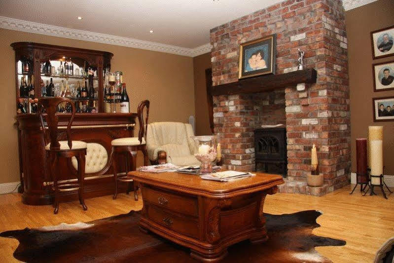 Lake Lodge Guesthouse Killarney Ngoại thất bức ảnh